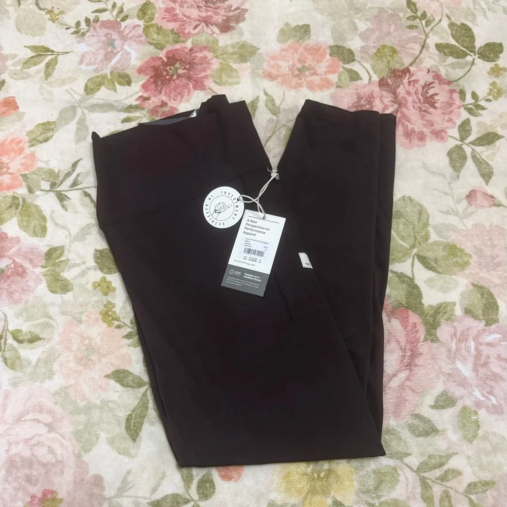 NWT Vuori AllTheForm Pocket Leggings - Picture 6 of 14